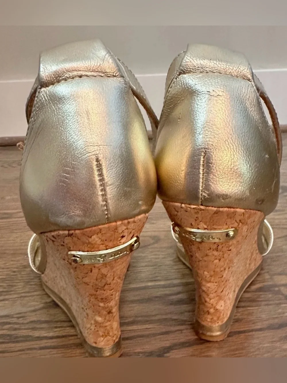 Lilly Pulitzer Kayla Gold Leather Cork Wedge Sandals Size 9.5 - See Wear photos